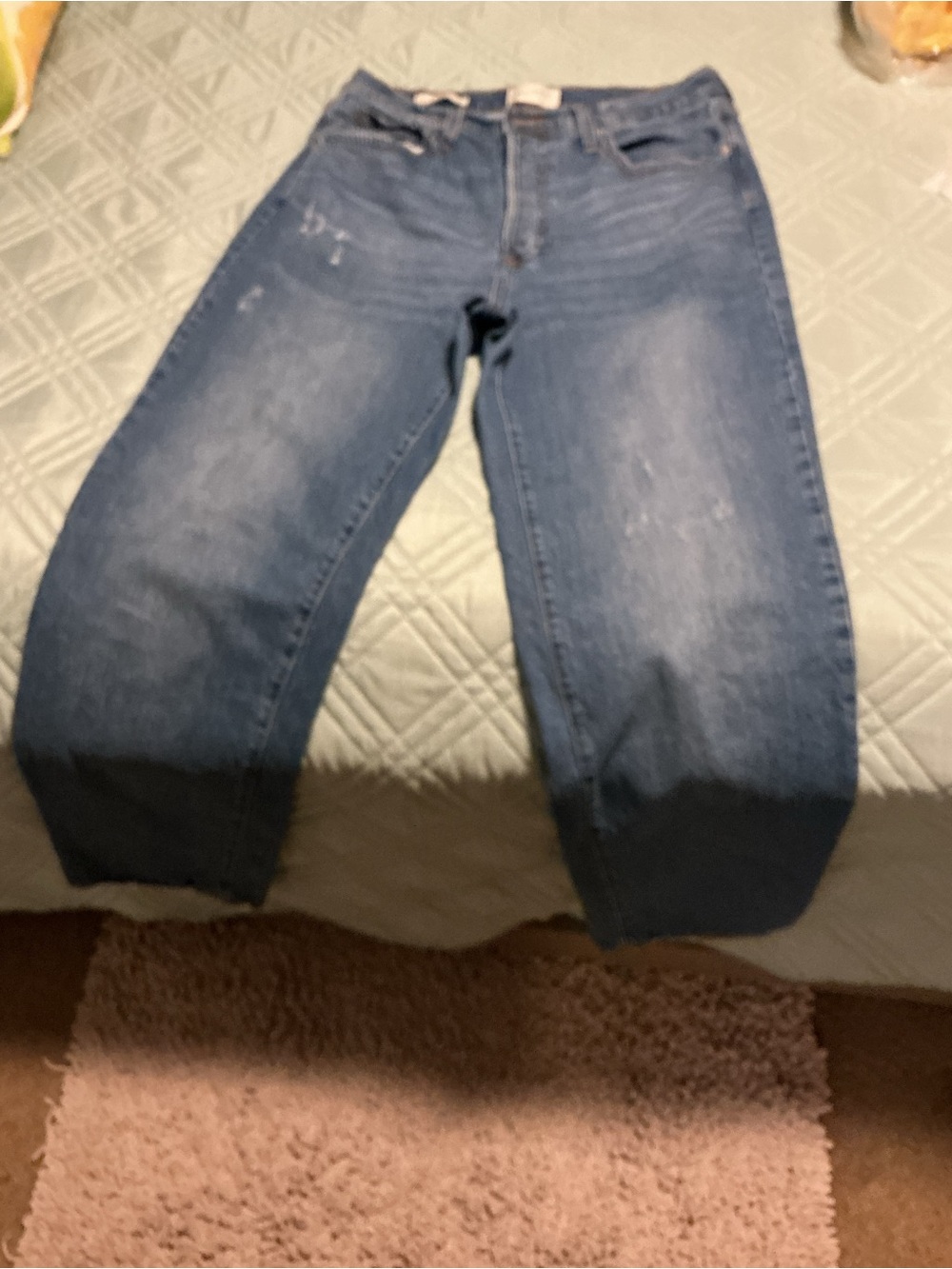 Universal Thread Women's Cropped Ankle Jeans in Dark Blue Was